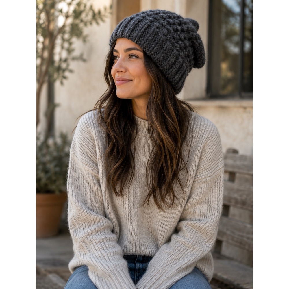 Banana Republic Charcoal Gray Wool Cashmere Blend Knit Beret Hat Slouchy Beanie
